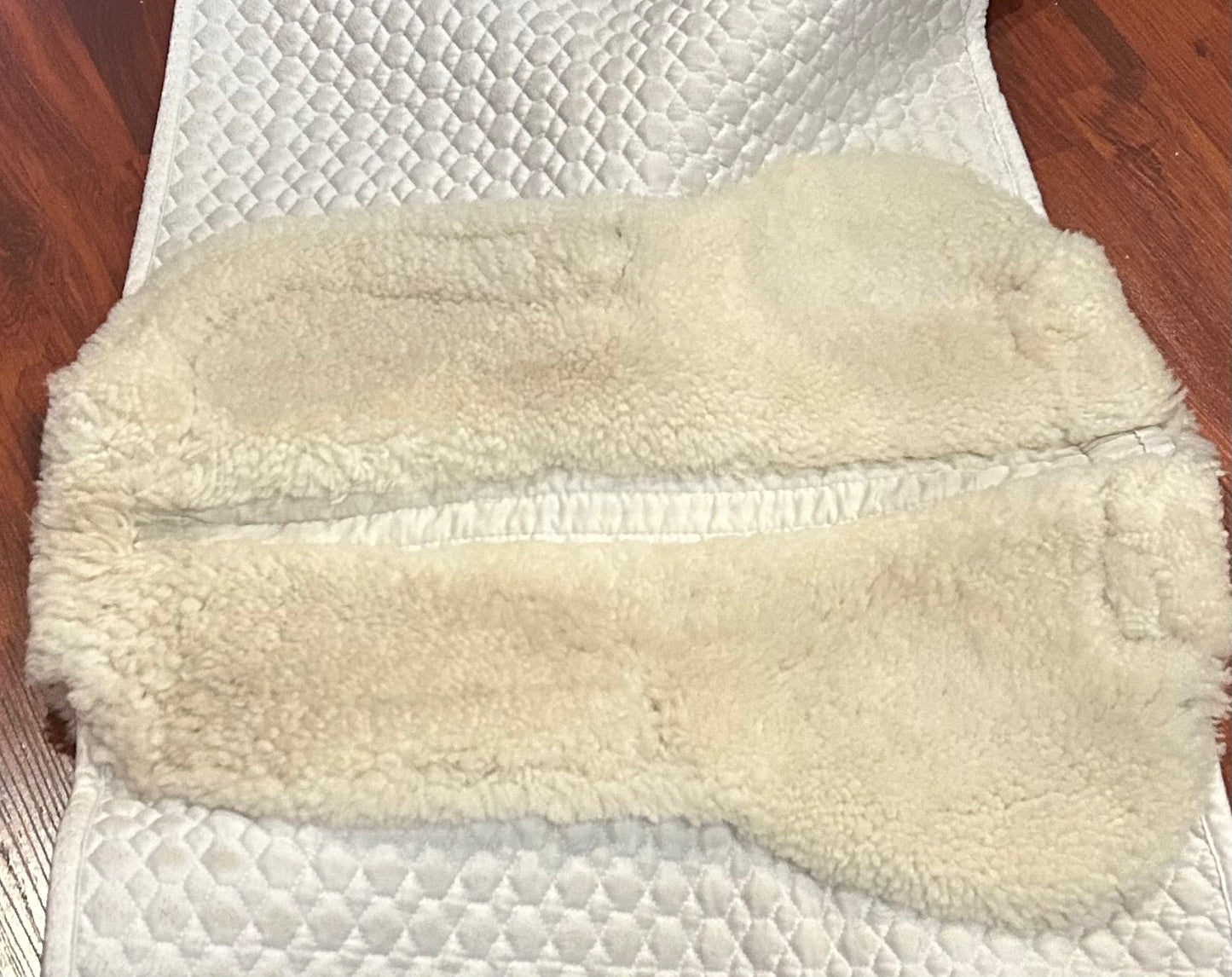 BR white sheepskin dressage pad