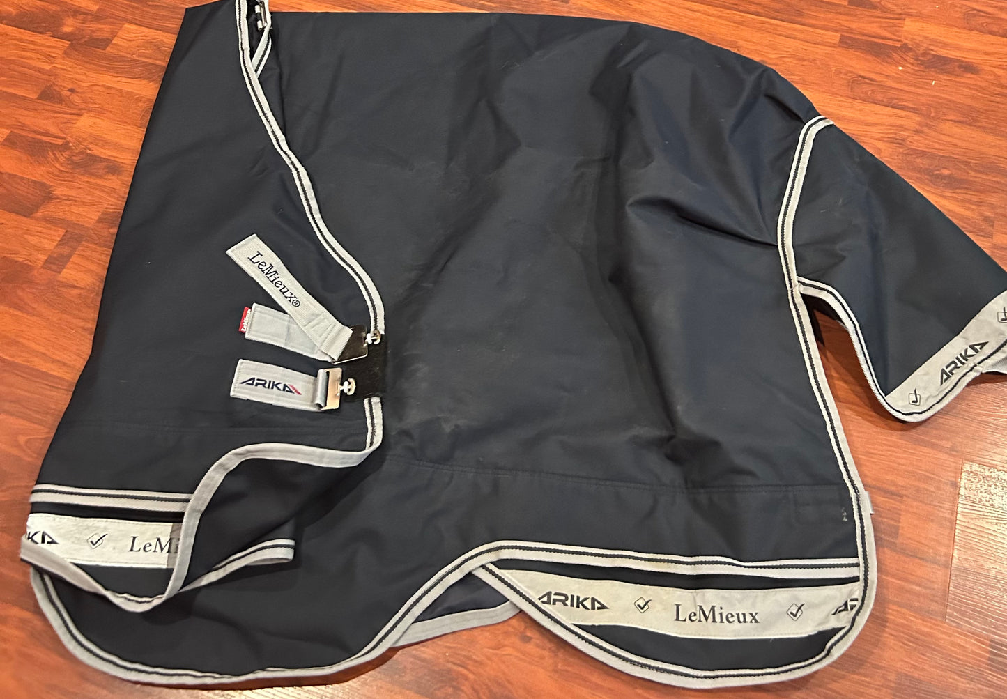 63” amigo 50g arika storm tek navy blanket