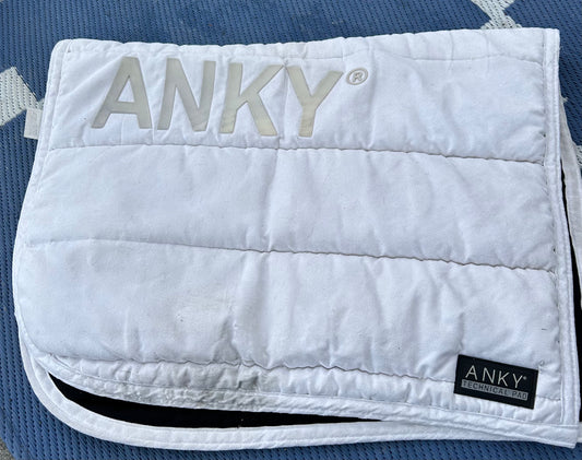 Anky white dressage pad