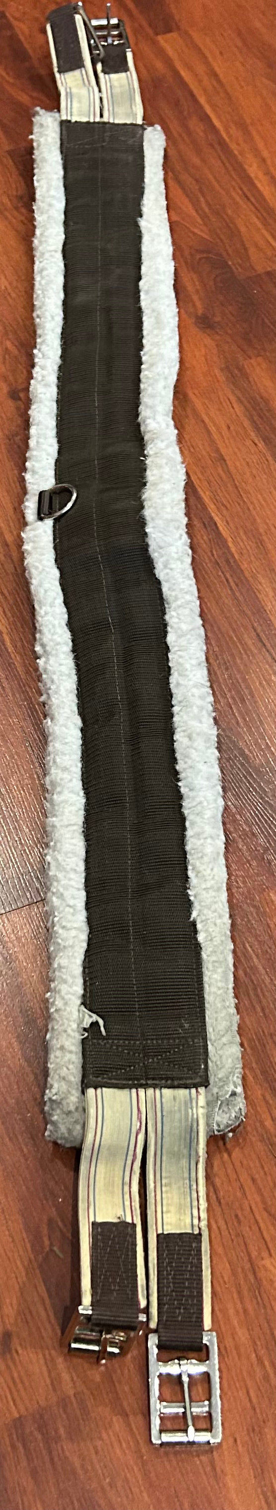 48” nylon fleece girth.