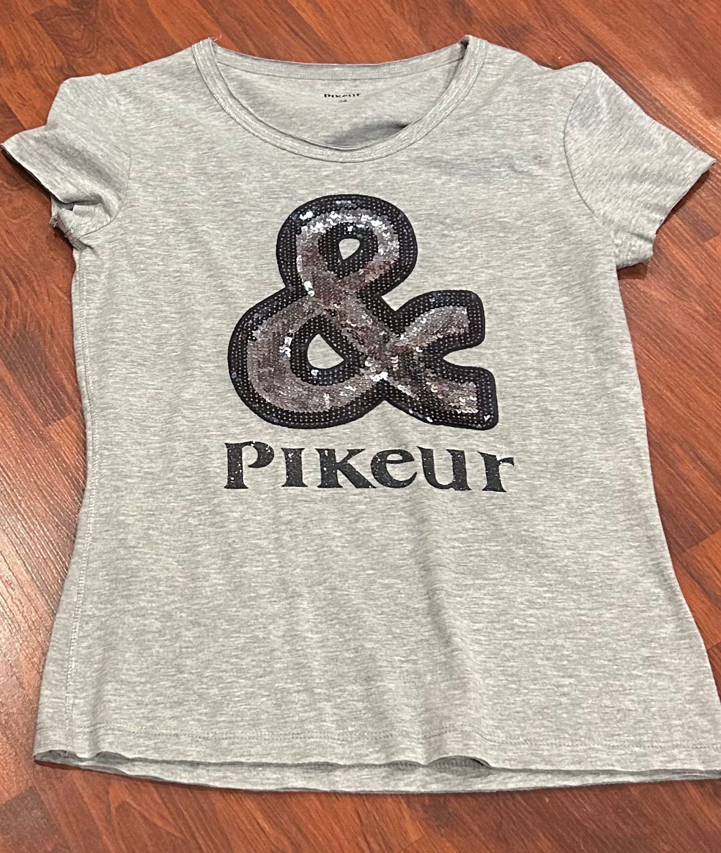 Pikeur size 38 grey tshirt