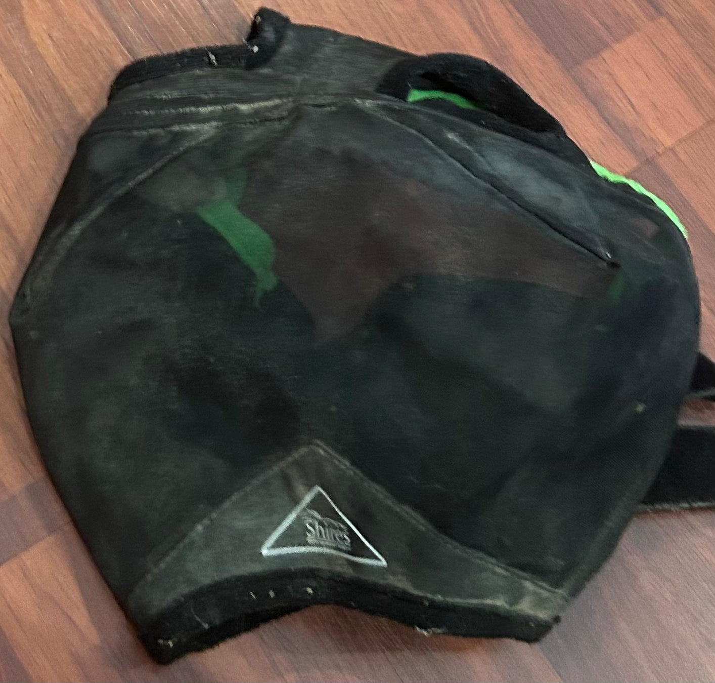Shires pony black/green fly mask