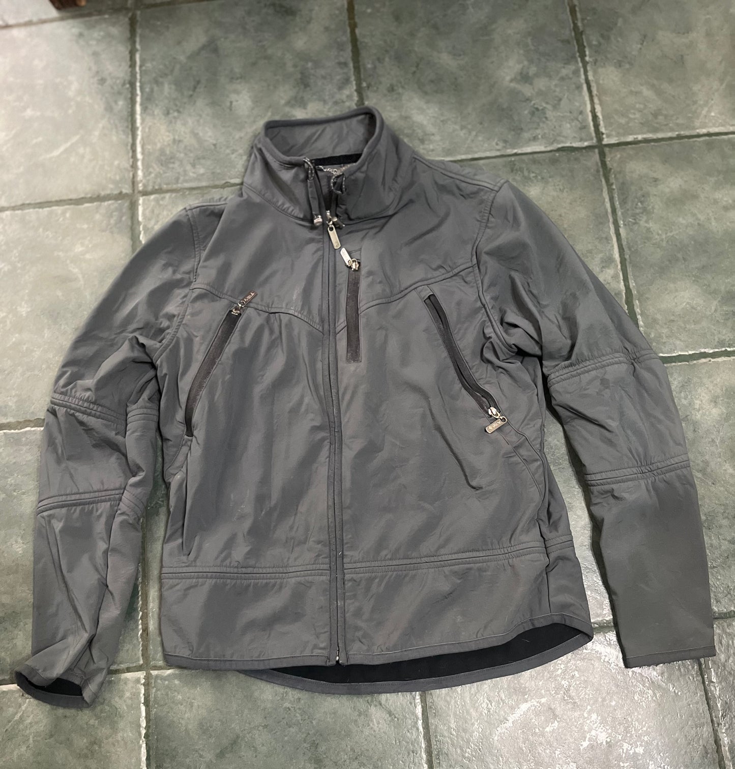 Kyra K grey short jacket M