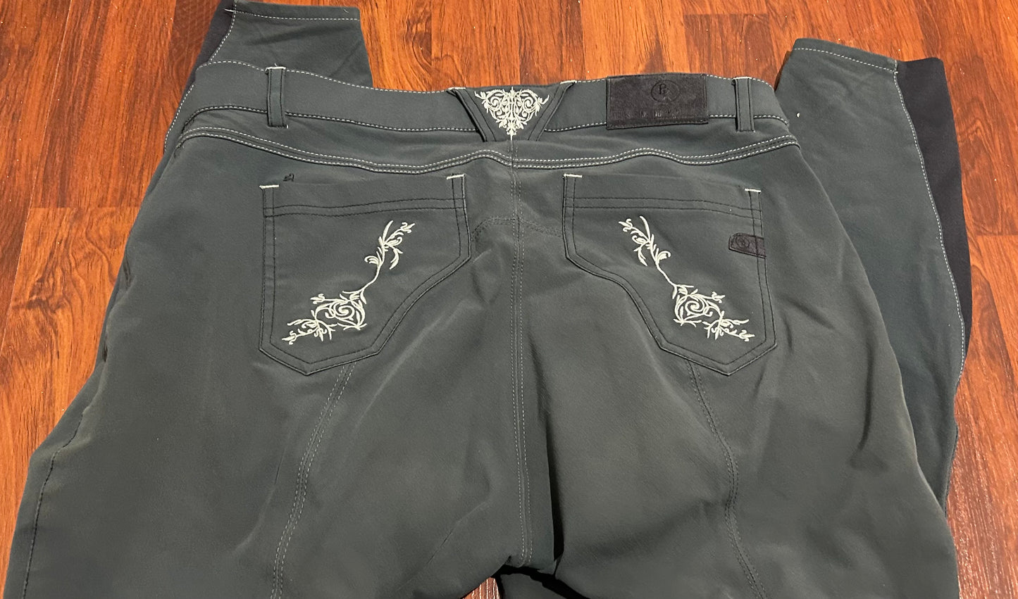 Size 32 BR Knee Patch Grey Breeches