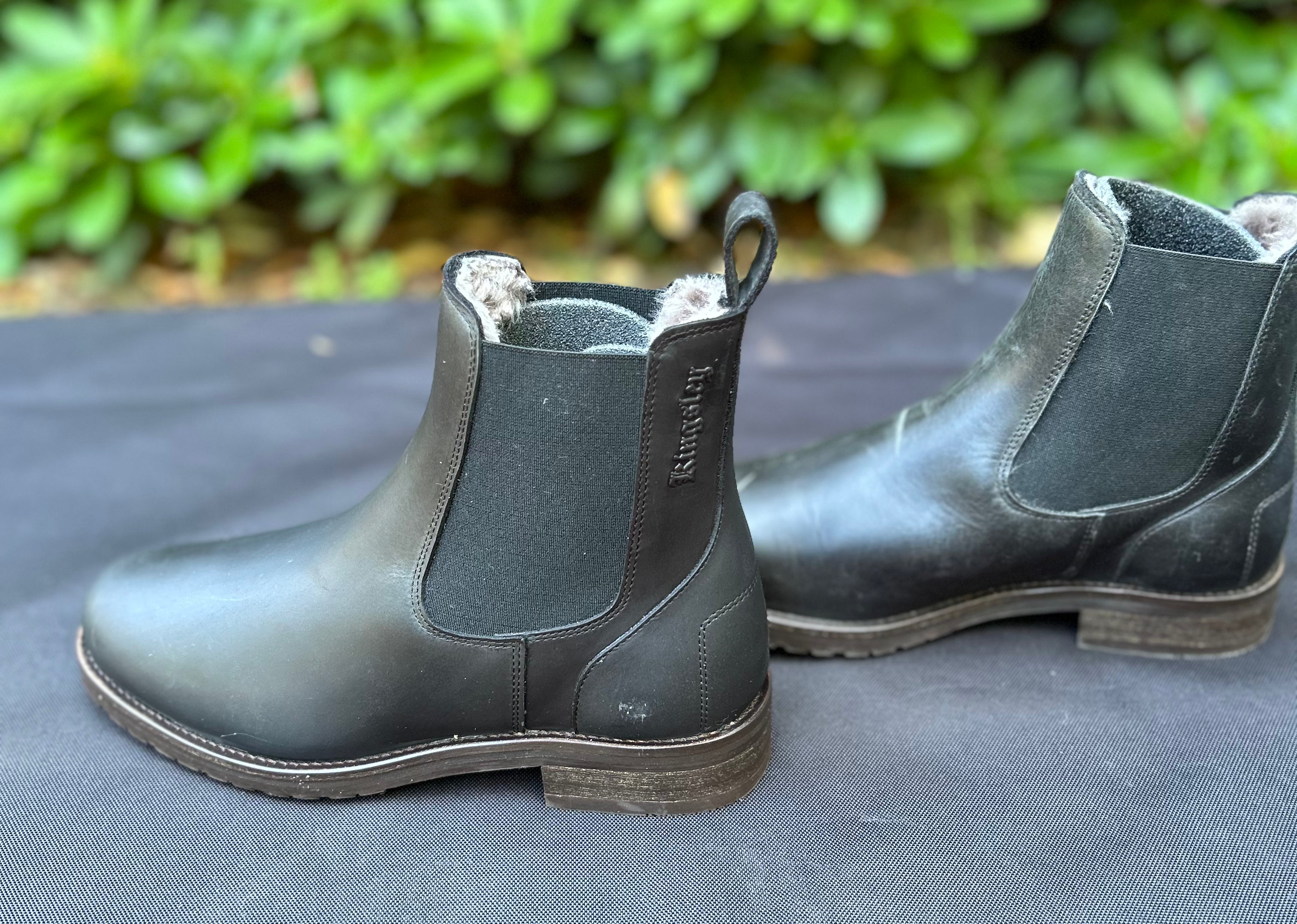 Kingsley 37 Amsterdam Chelsea boots black sheepskin lined â All About Tack