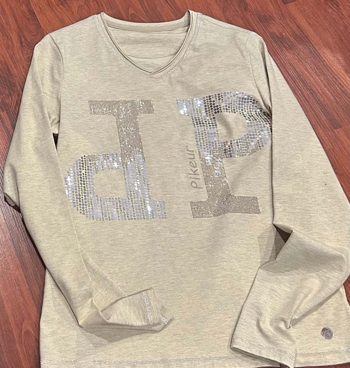 Pikeur size 38 beige long sleeve shirt