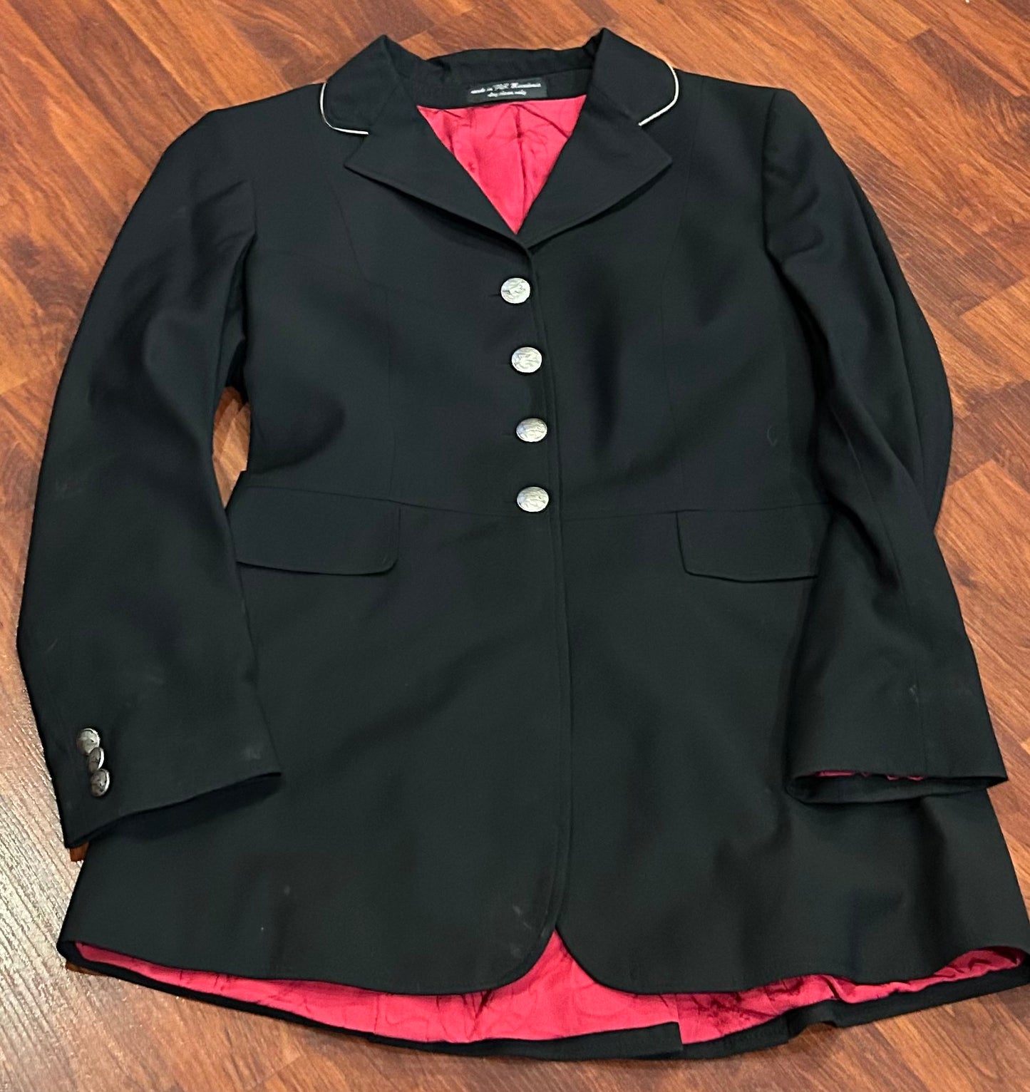 RJ Classics 6R black show jacket