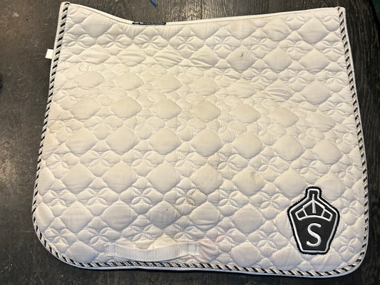 Roma Swedish warmblood white saddle pad dressage