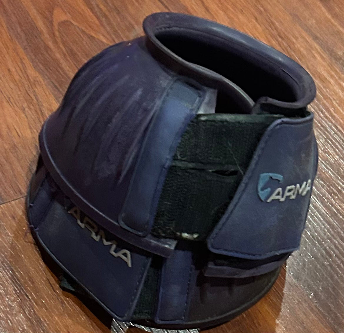 Arma medium purple bell boots.