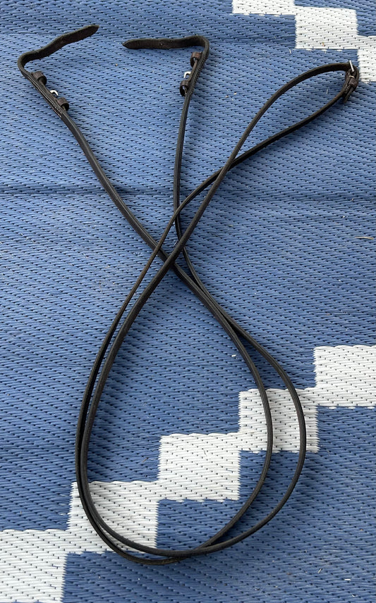Short leather curb reins brown
