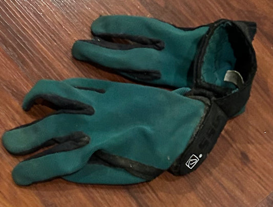 SSG green gloves small (6.5)