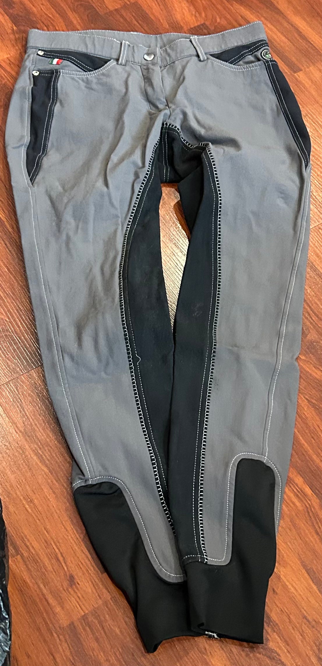 Lauria Garelli size 24 grey and black full seat breeches