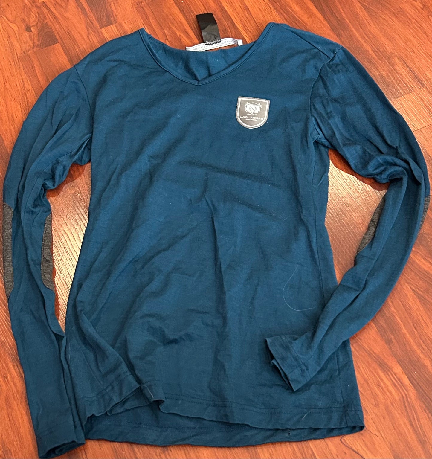 Asmar small blue long sleeve shirt