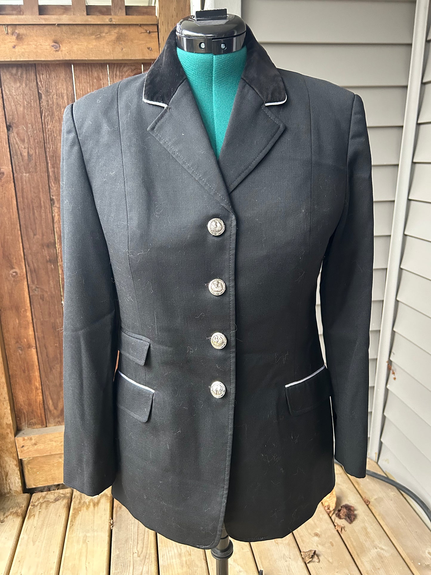 RTS sportline size 84 black show coat