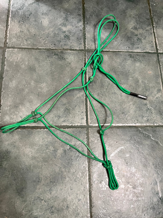 Green rope halter draft size