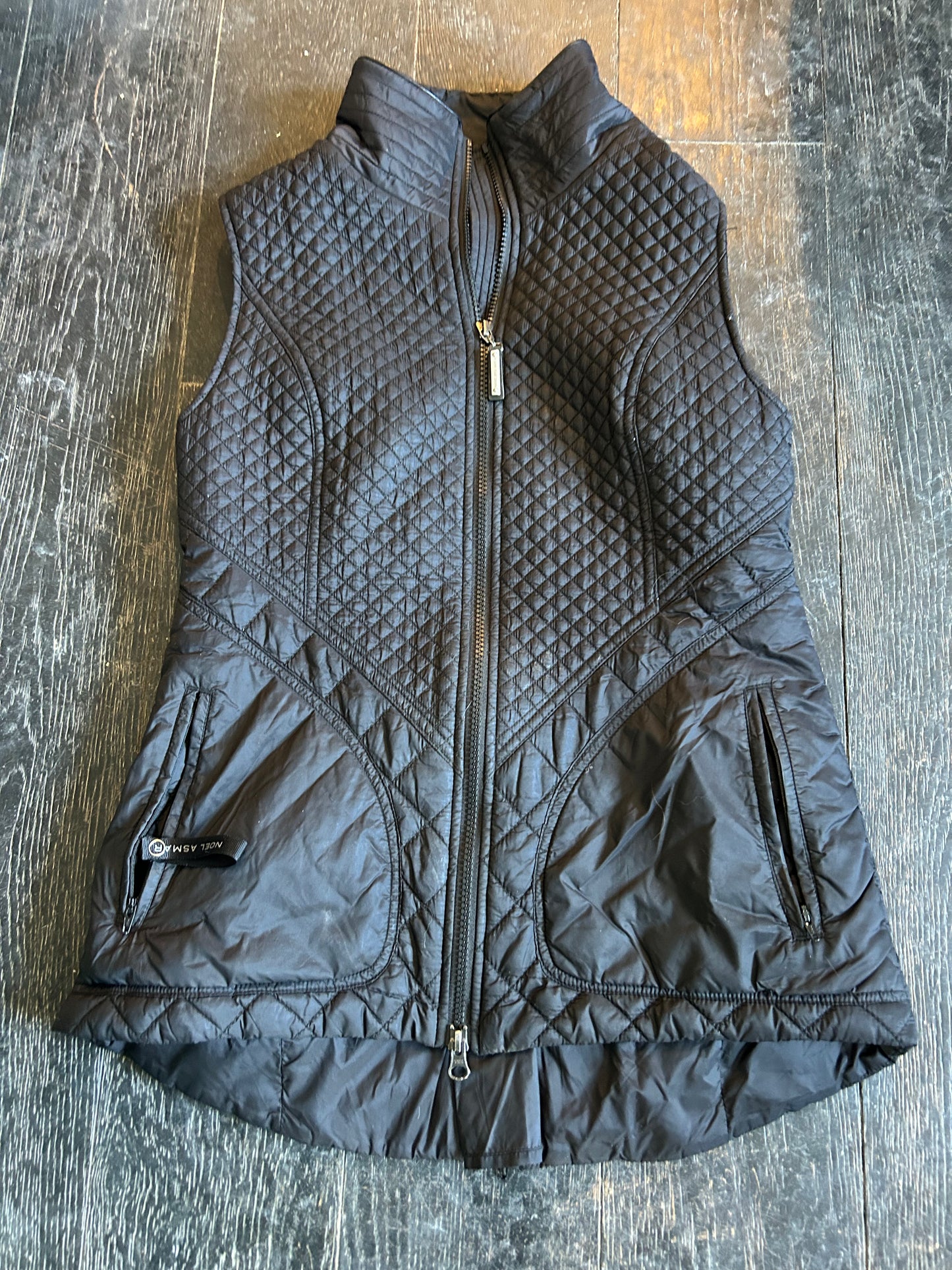 Asmar XS quilted vest black