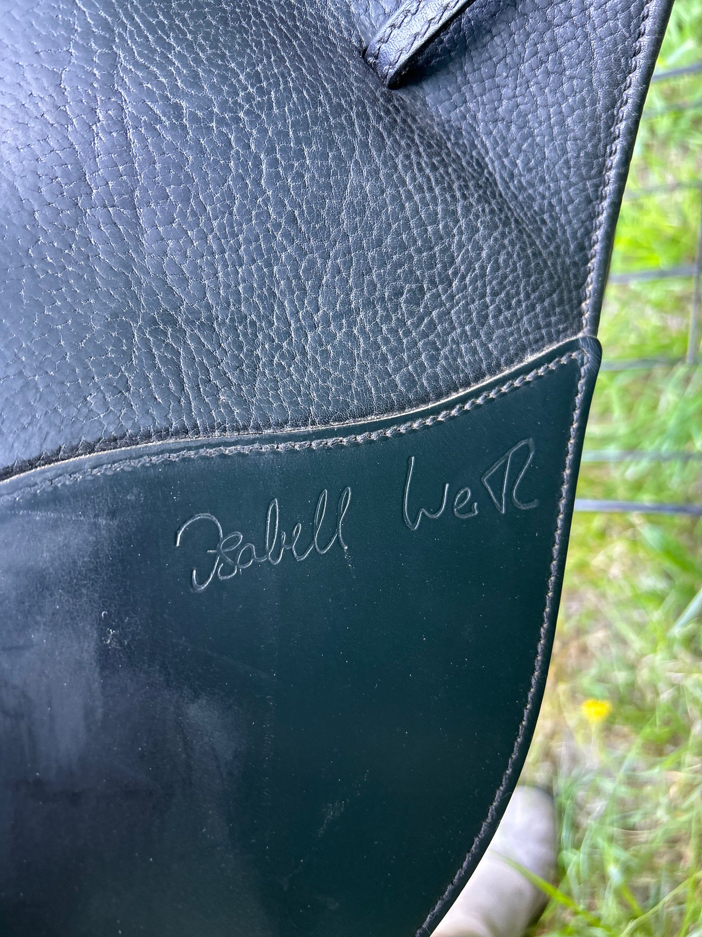 Isabella Werth bates 17” dressage saddle. Removable blocks. Wide
