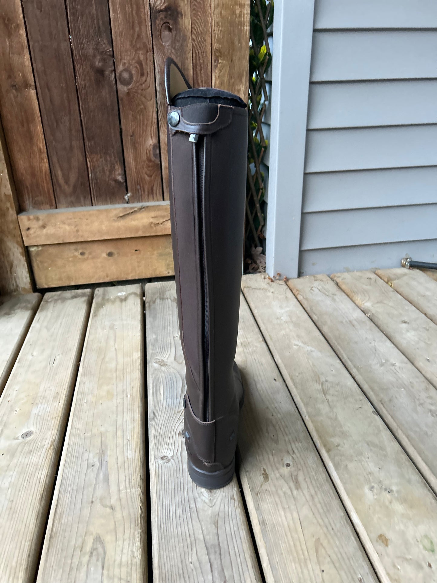 Kingsley Montreal size 43 Alta S brown 15” calf with elastic panel 21” tall 306602