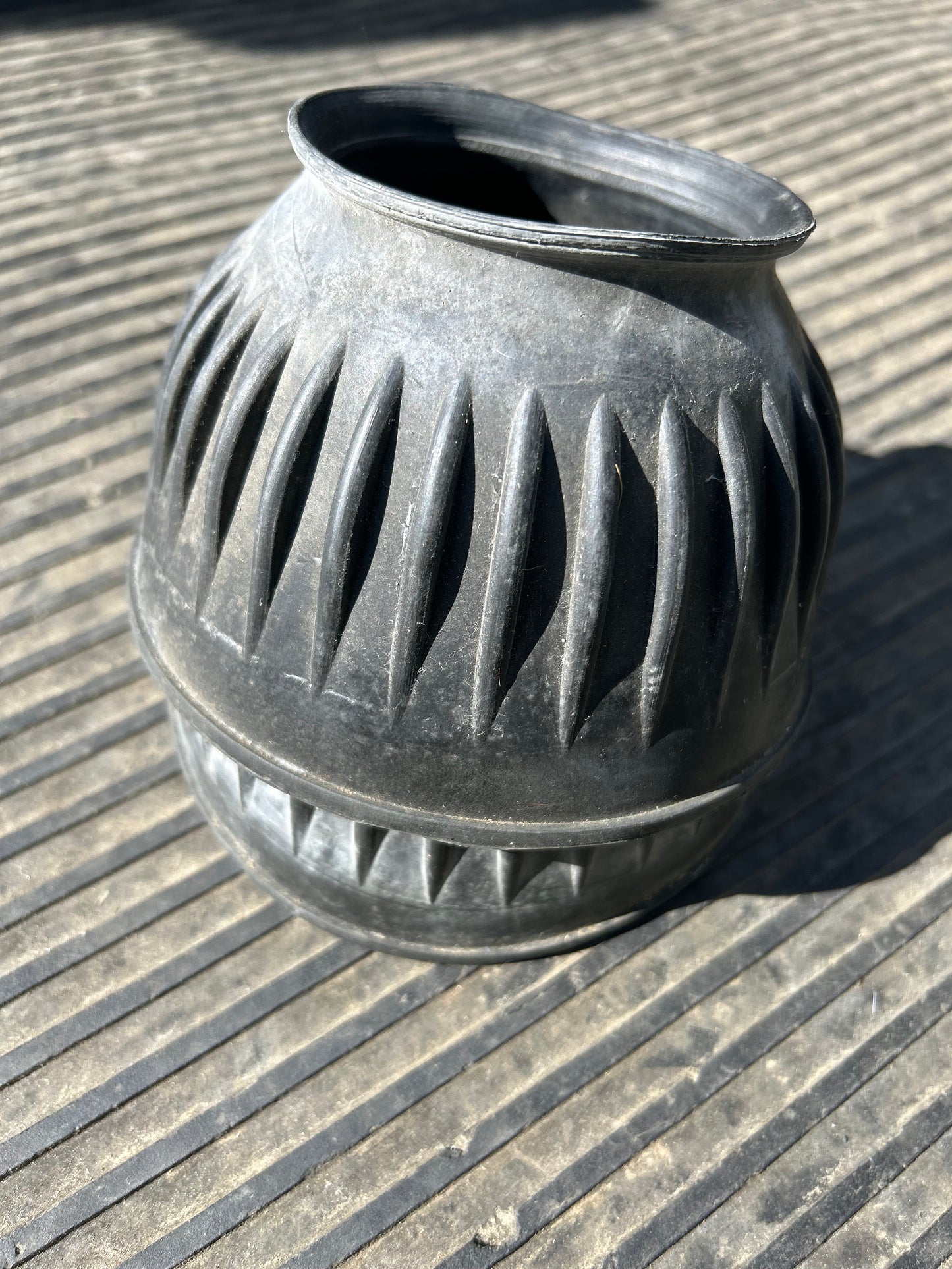 Large pull on rubber bell boots