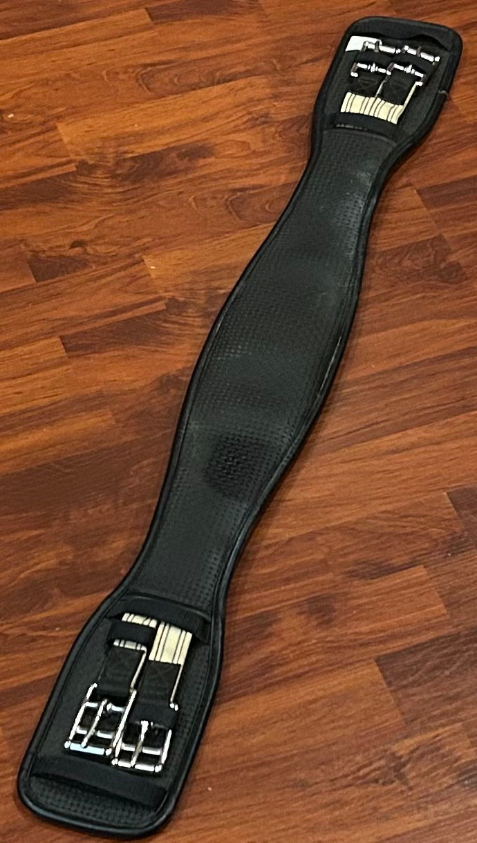 30” Neoprene black Dressage Girth