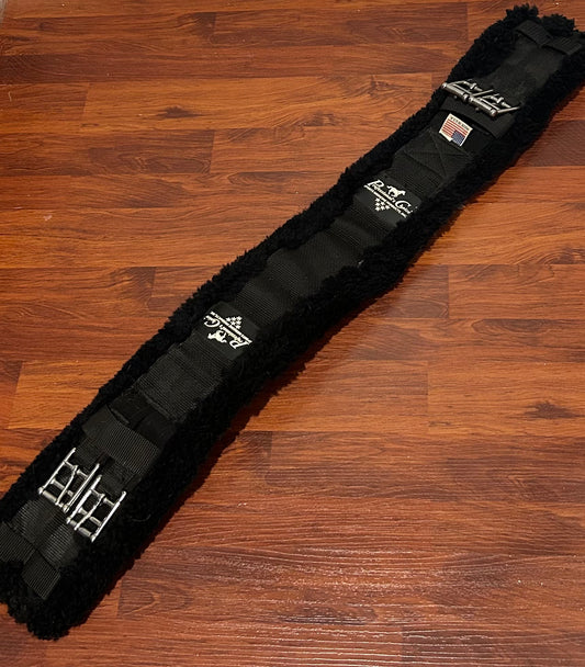 Professional Choice 28” fleece dressage girth