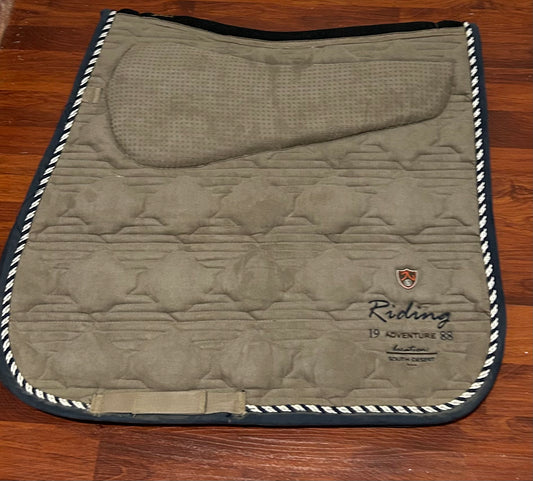 BR taupe and blue dressage pad