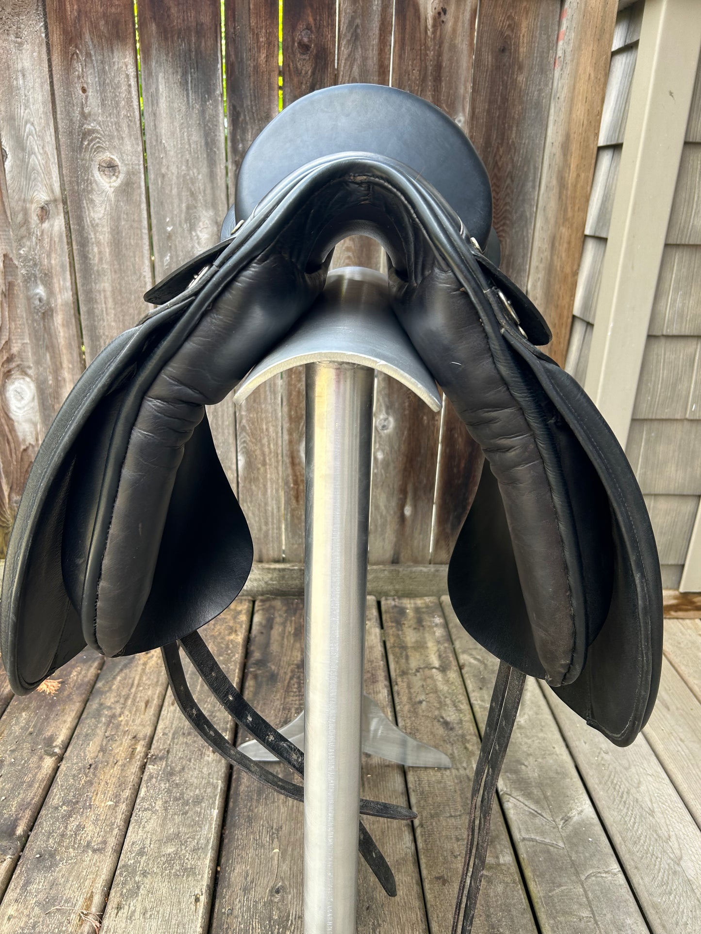 17.5 Berney Bros Dressage Saddle