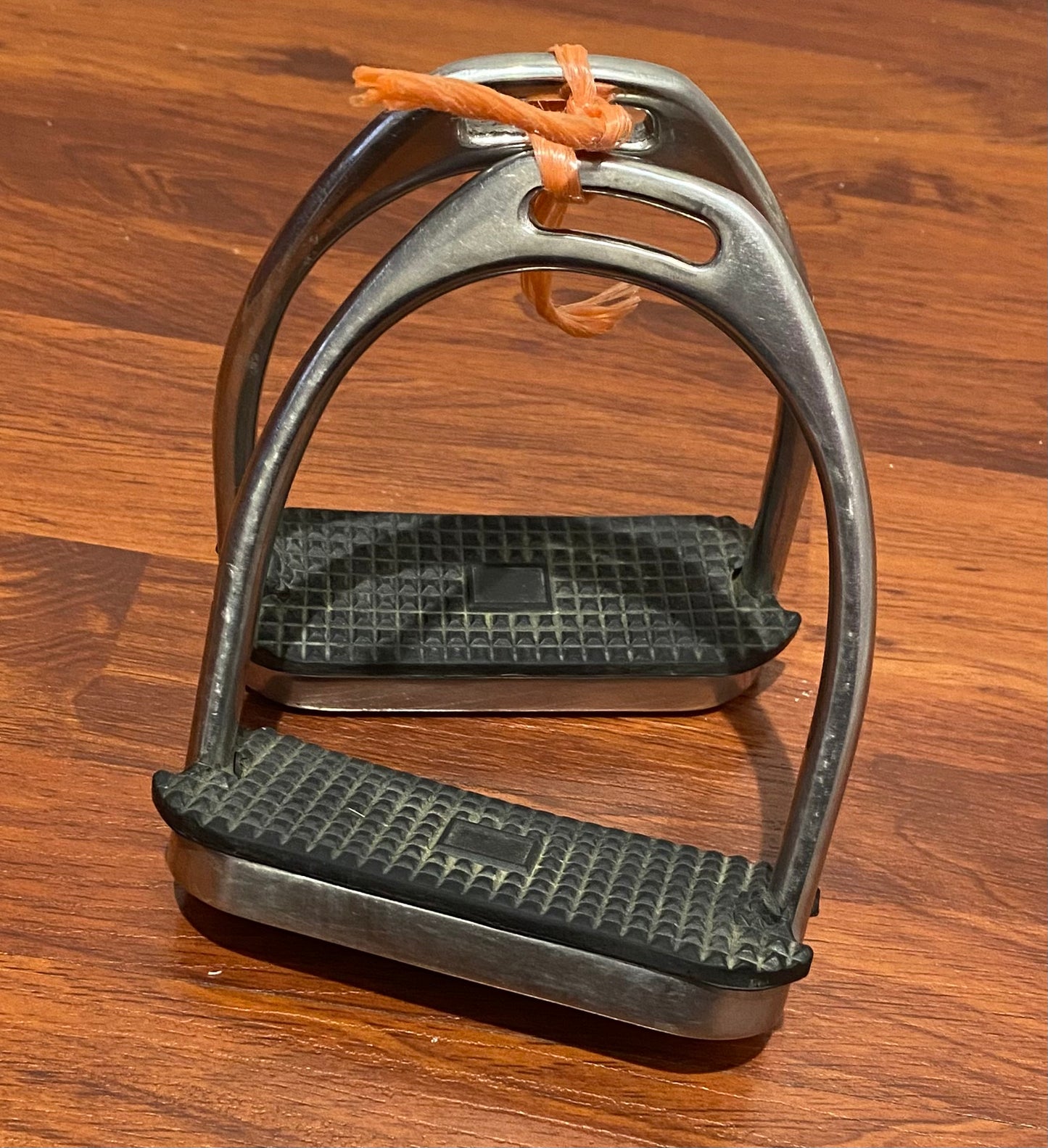 Stirrup Irons 4.5”