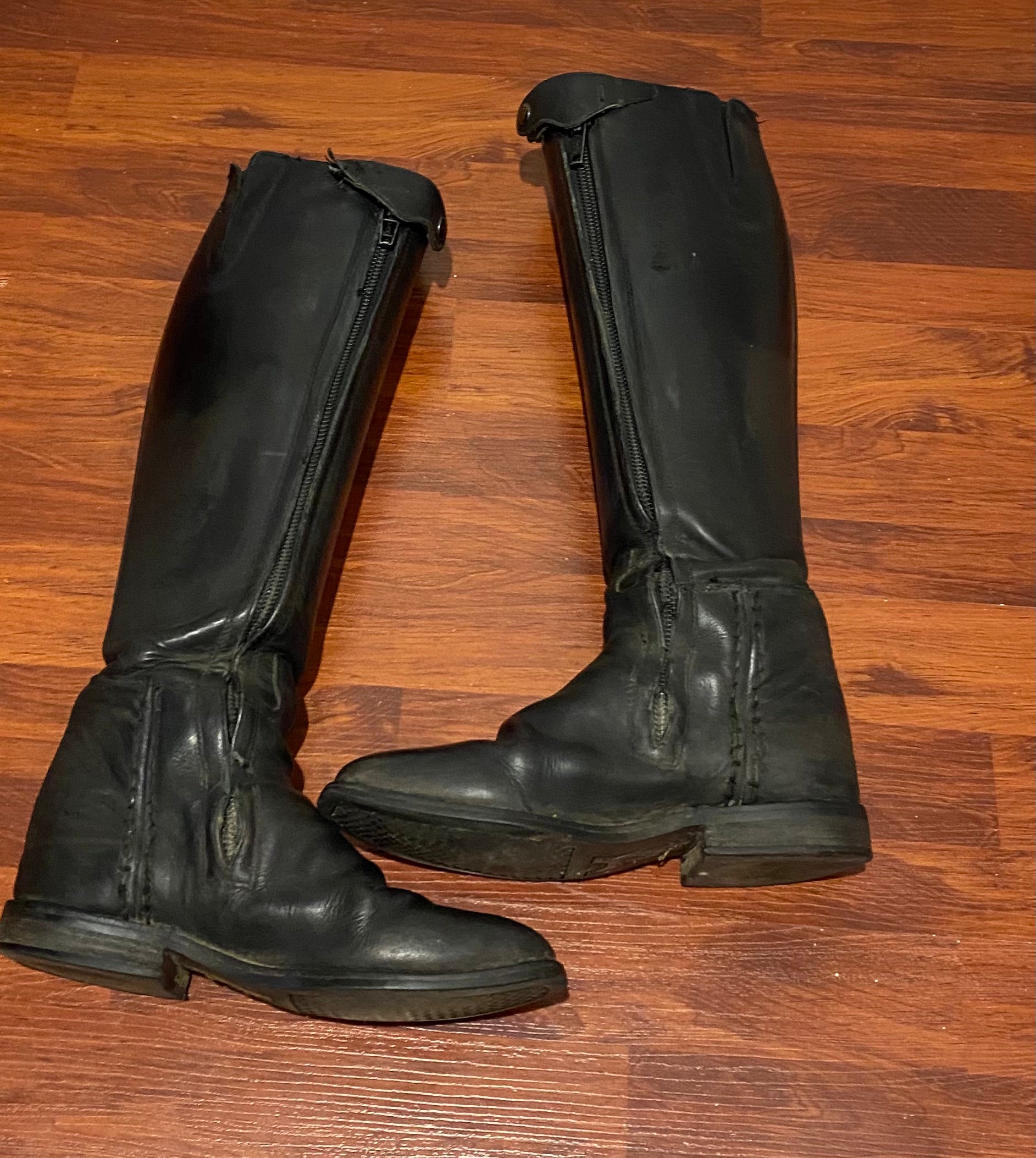 Used ariat tall sales boots