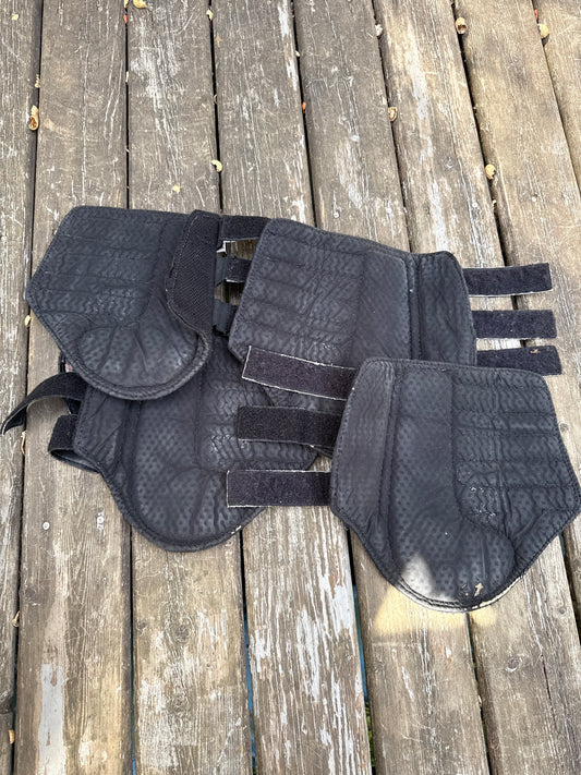 Ecogold brushing boots