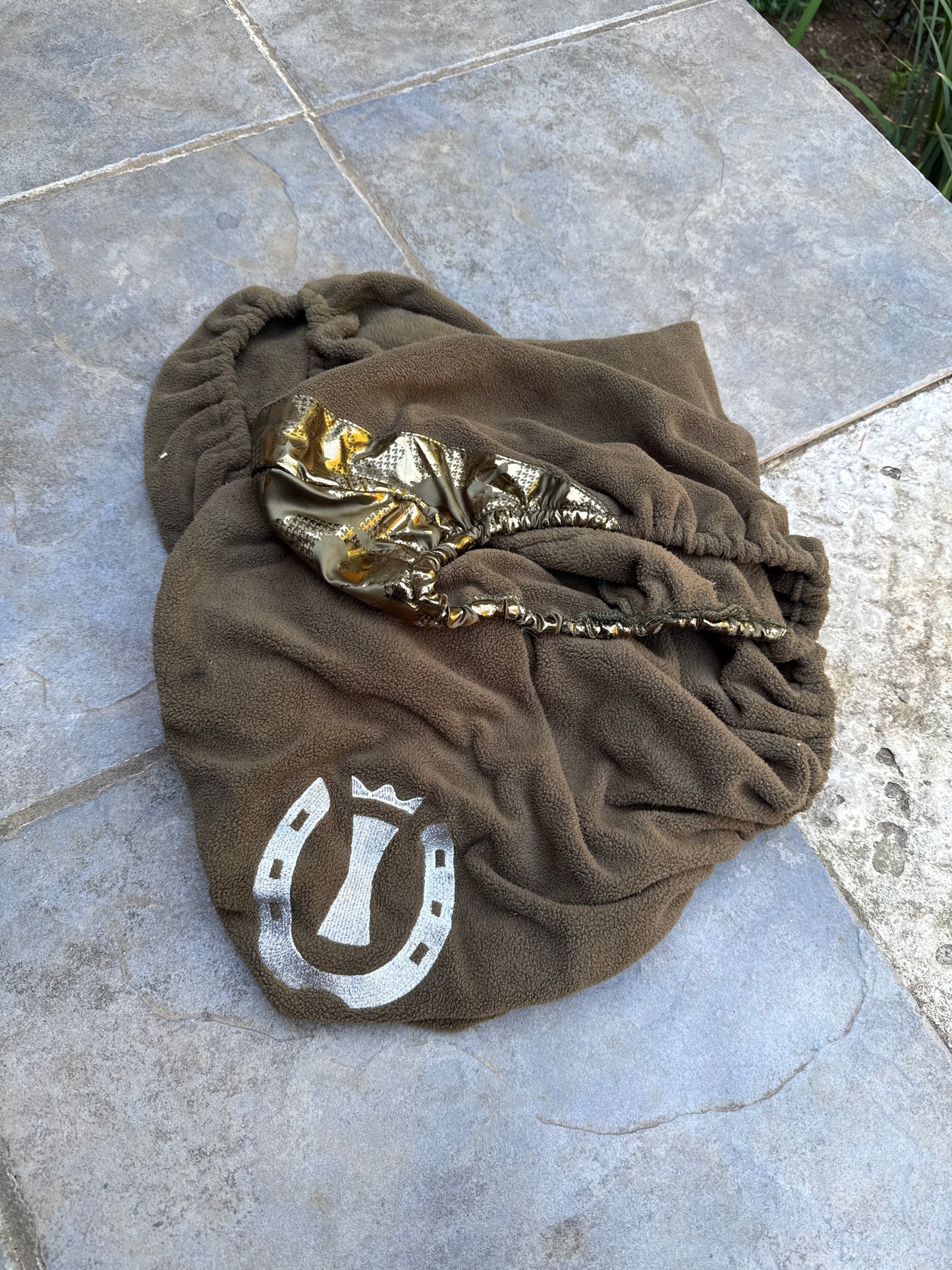 Fleece dressage saddle cover