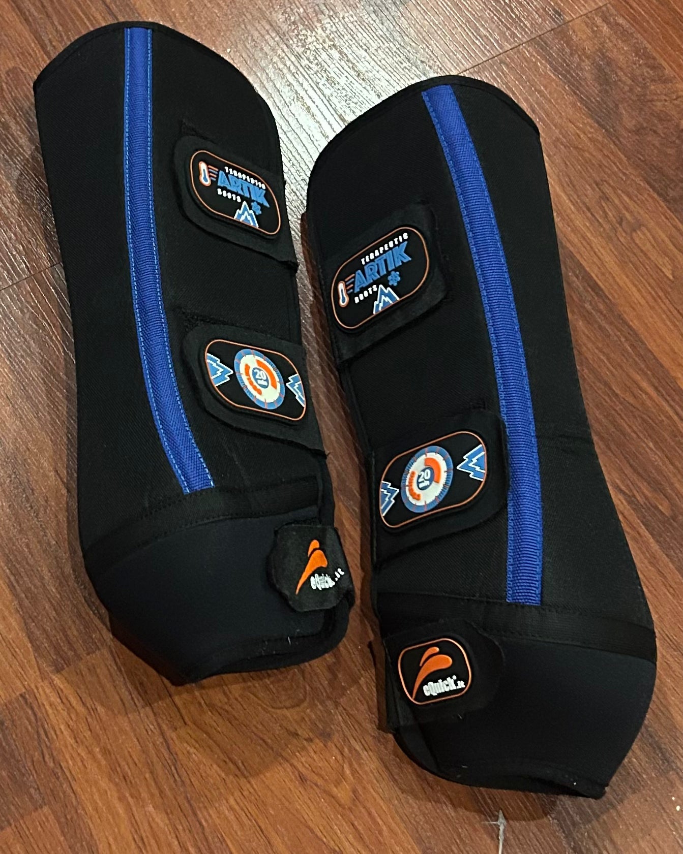 Equick Artik ice boots set of 2. Like new