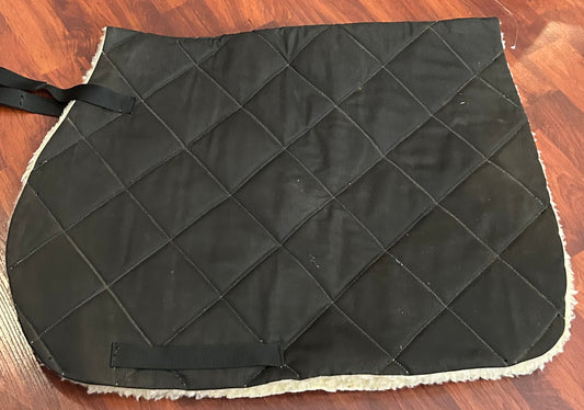 AP /jumper pad black and fleece lined.