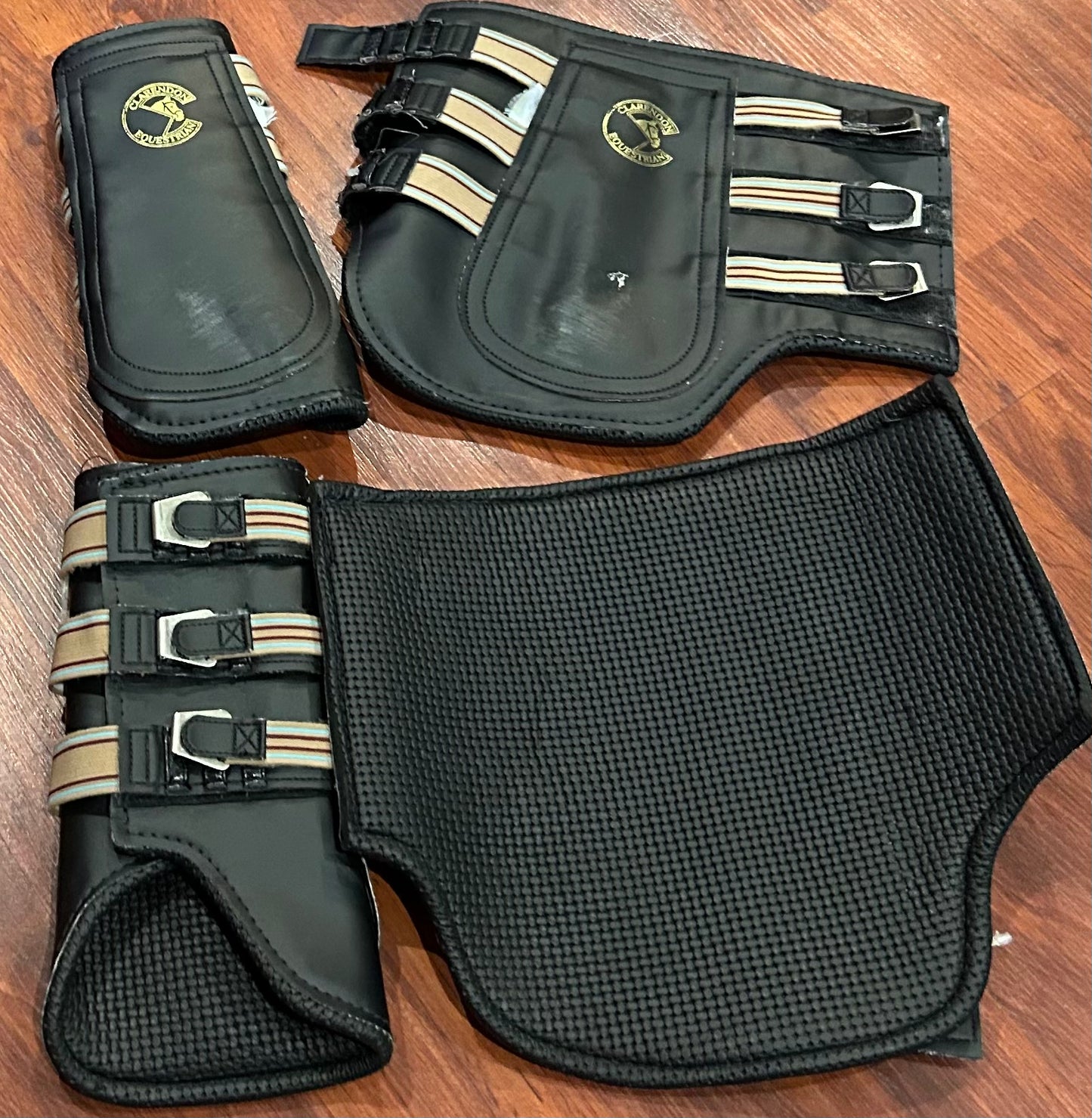 Clarendon 3 day event boots. Large horse set of 4.