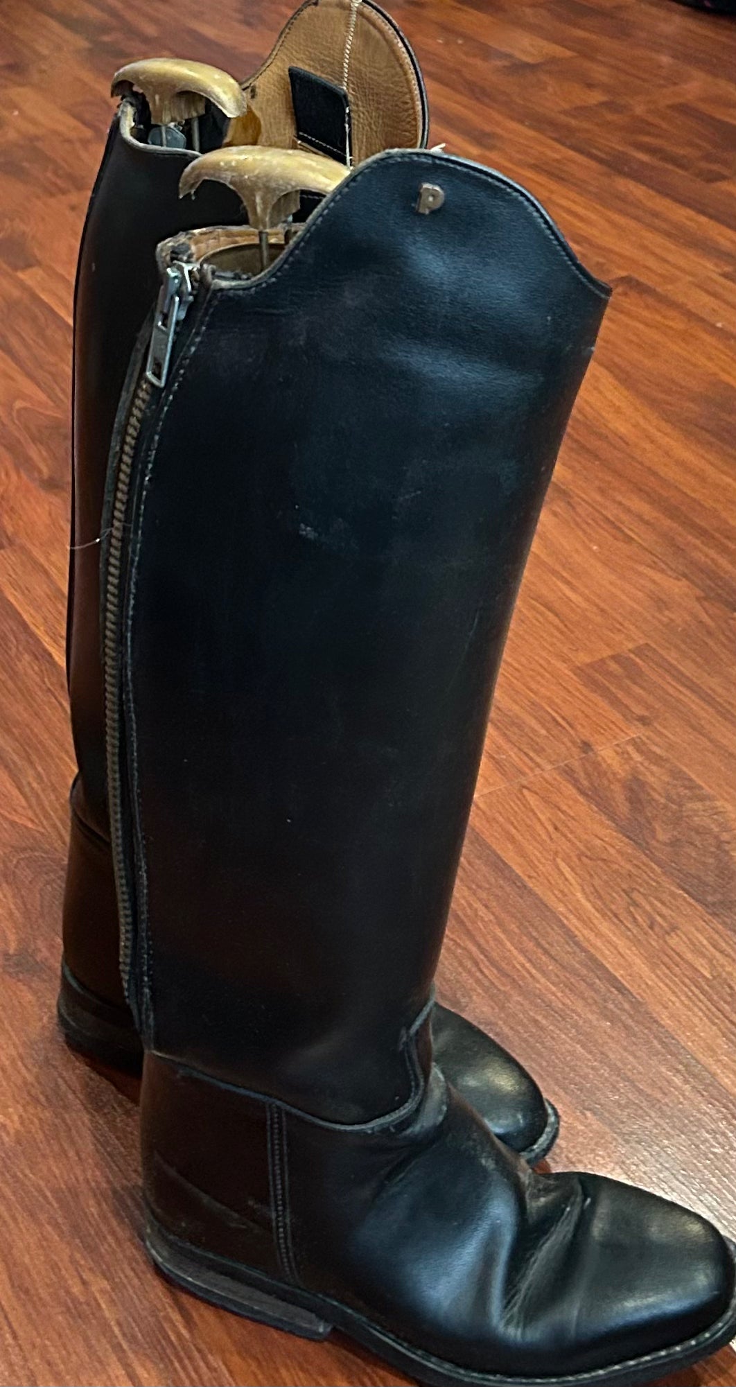 Petrie boots zipper added size 3.5 (6 us). 15” calf 17” tall