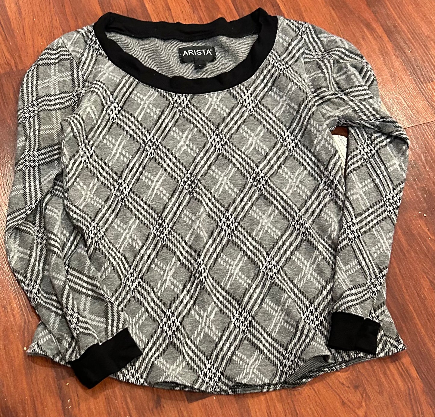 Arista small black/white sweater
