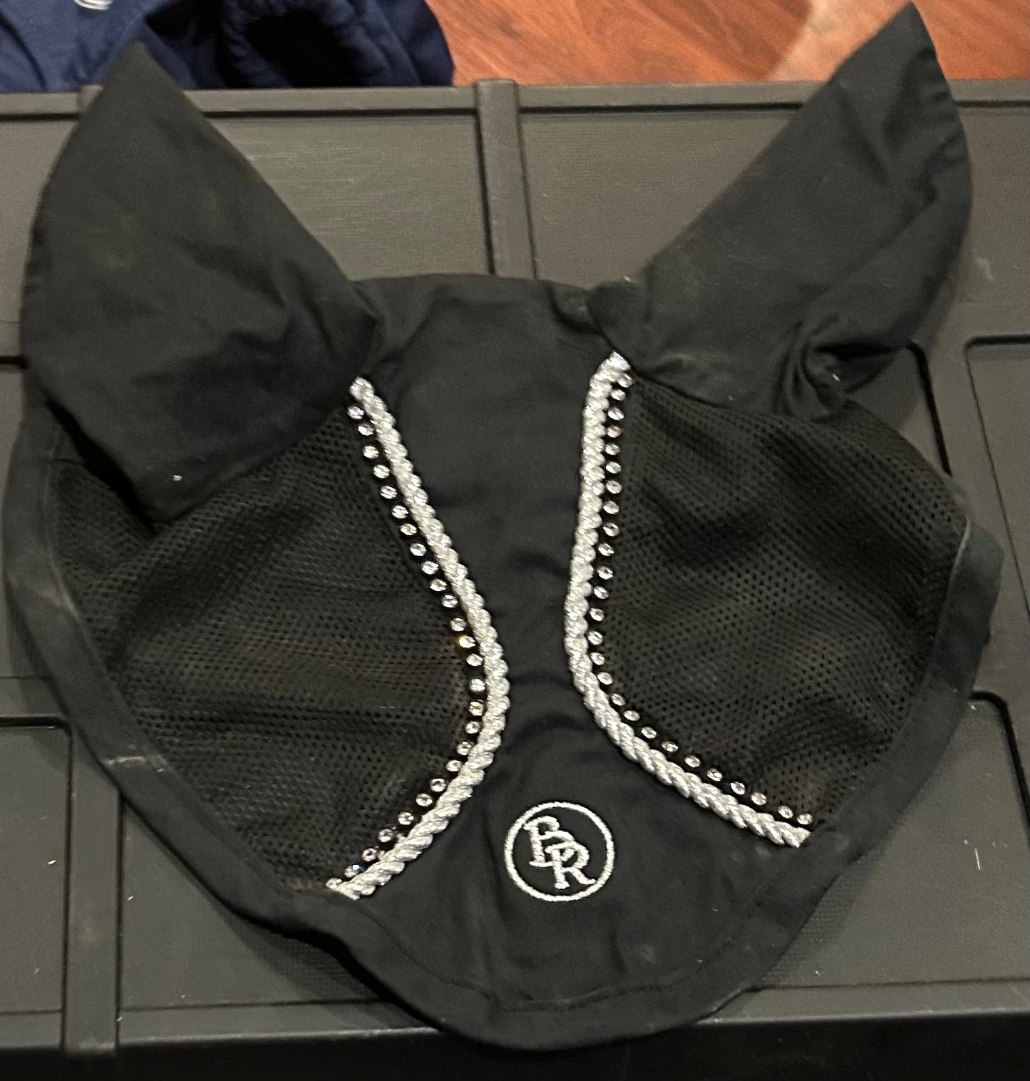 BR black bling fly bonnet