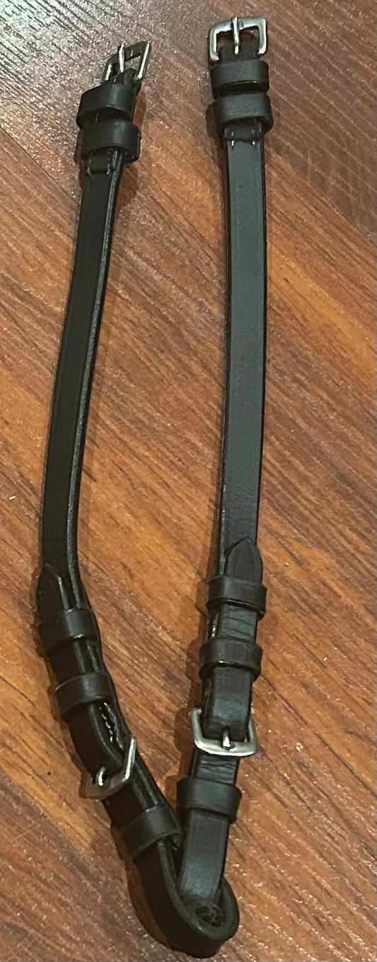 12” black cheek pieces 1/2” buckle closure. Soft leather
