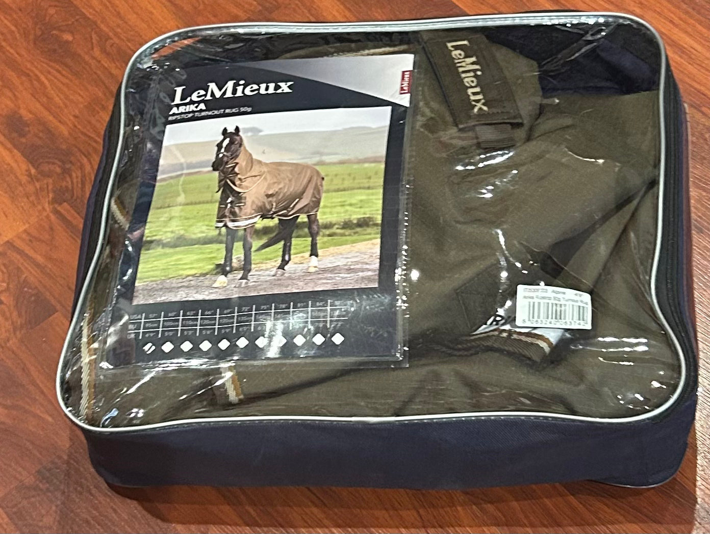 57” LeMieux Arika 50g turnout rug. Alpine (green)