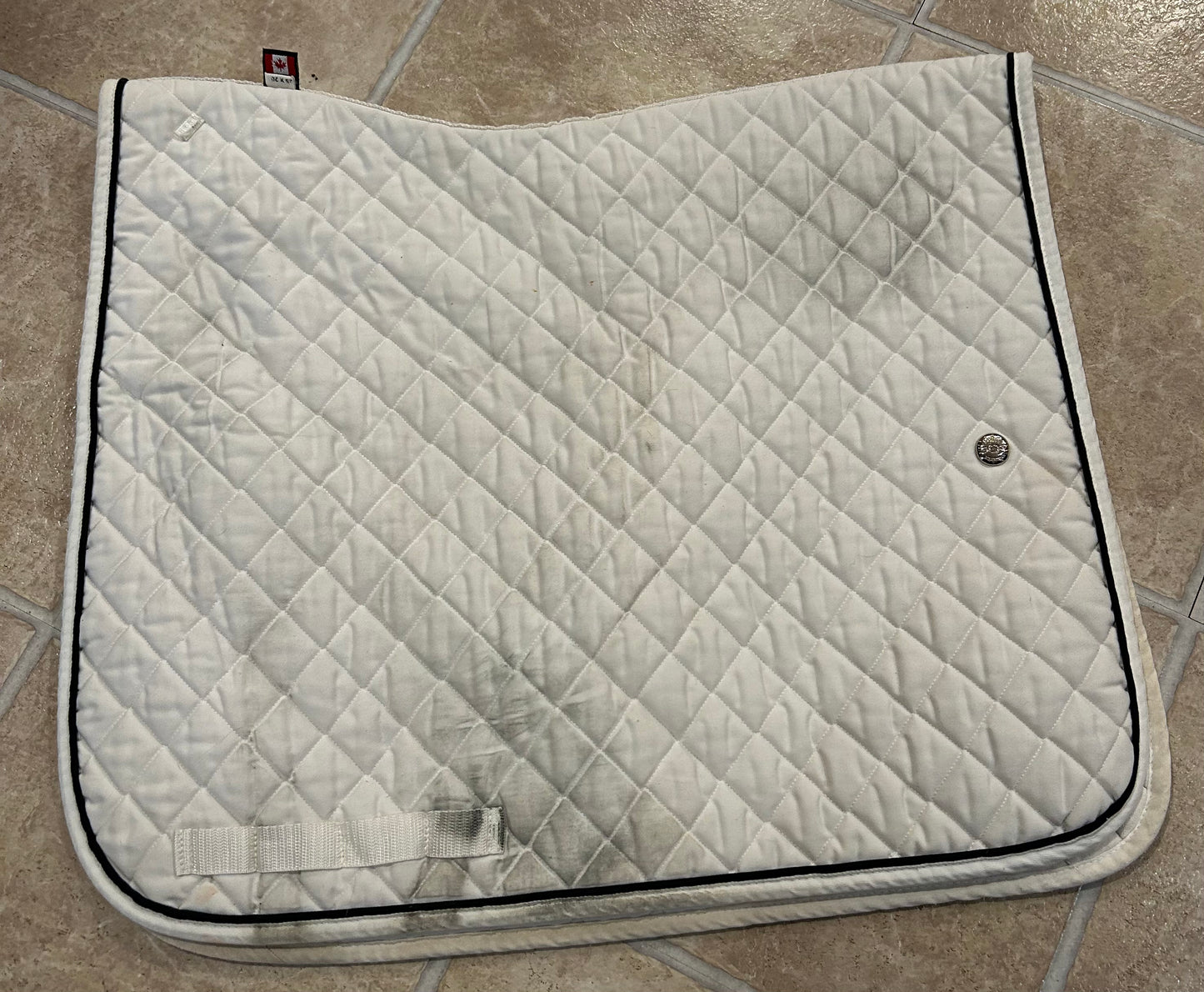 Ogilvy baby pad white with black piping