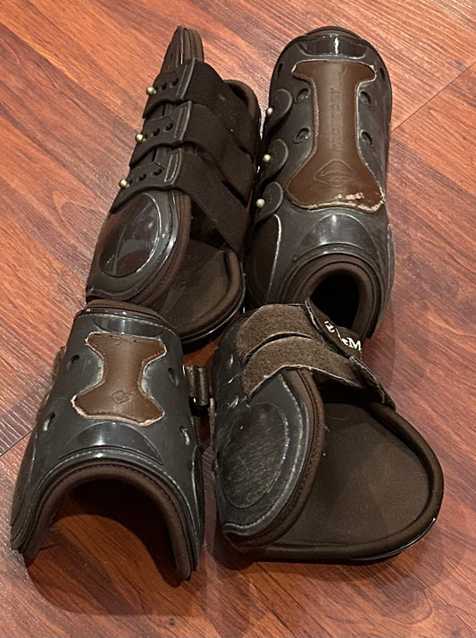 LeMieux brown large boot set.