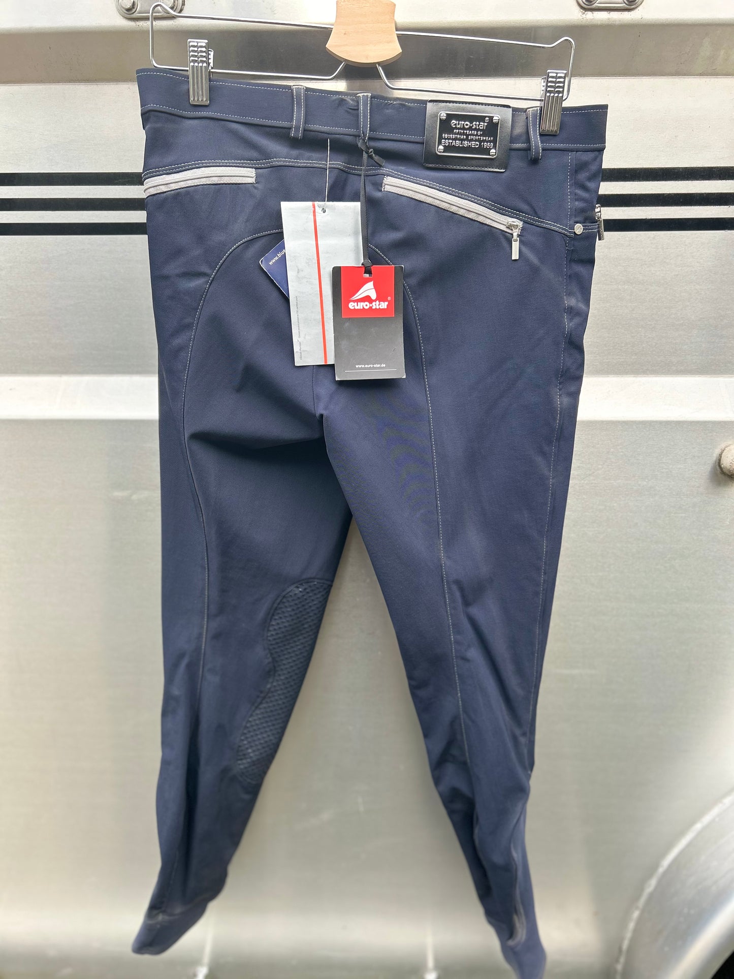 36R Euro Star heron active knee patch breeches