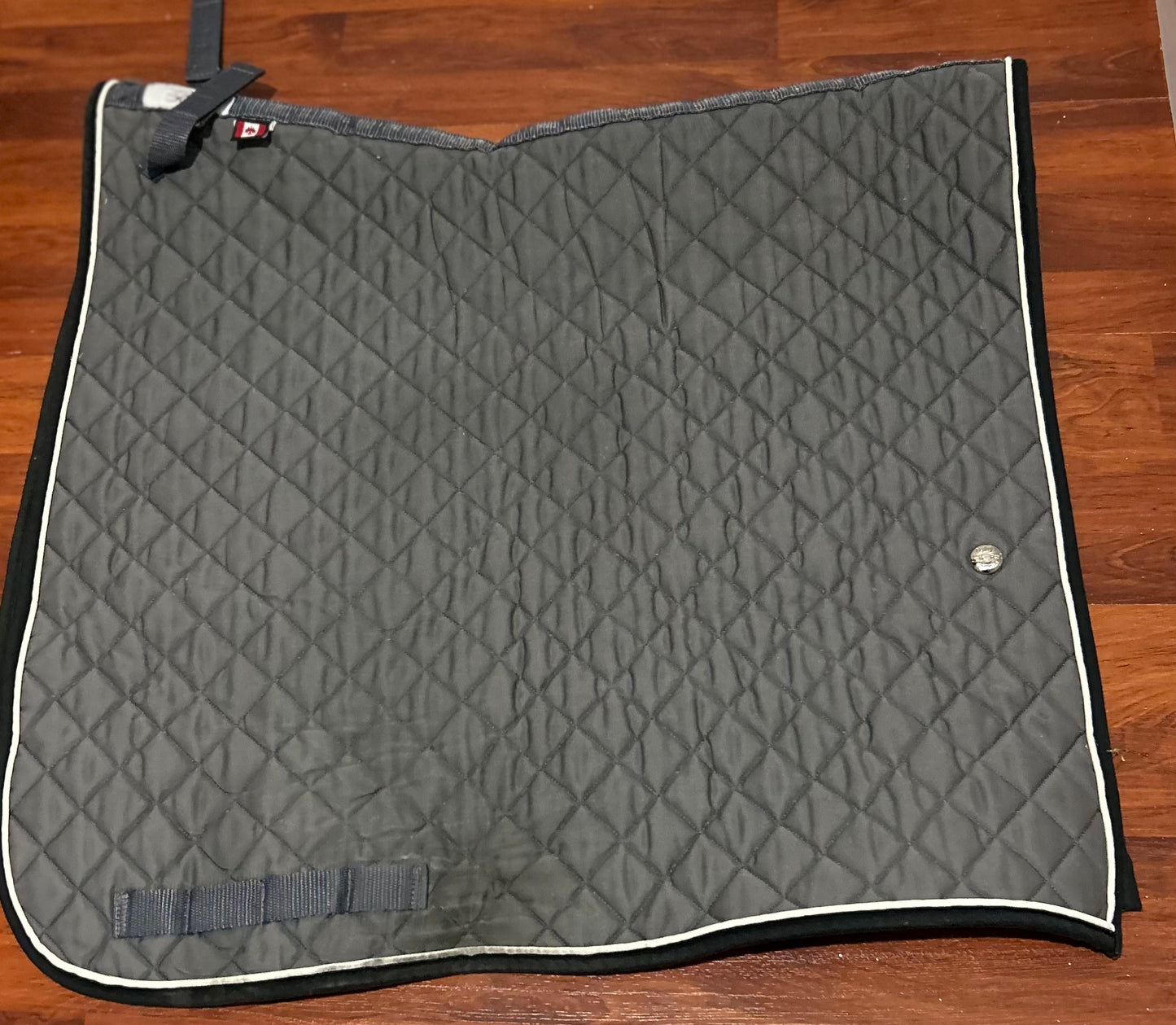 Ogilvy Dressage profile pad grey with white and black trim