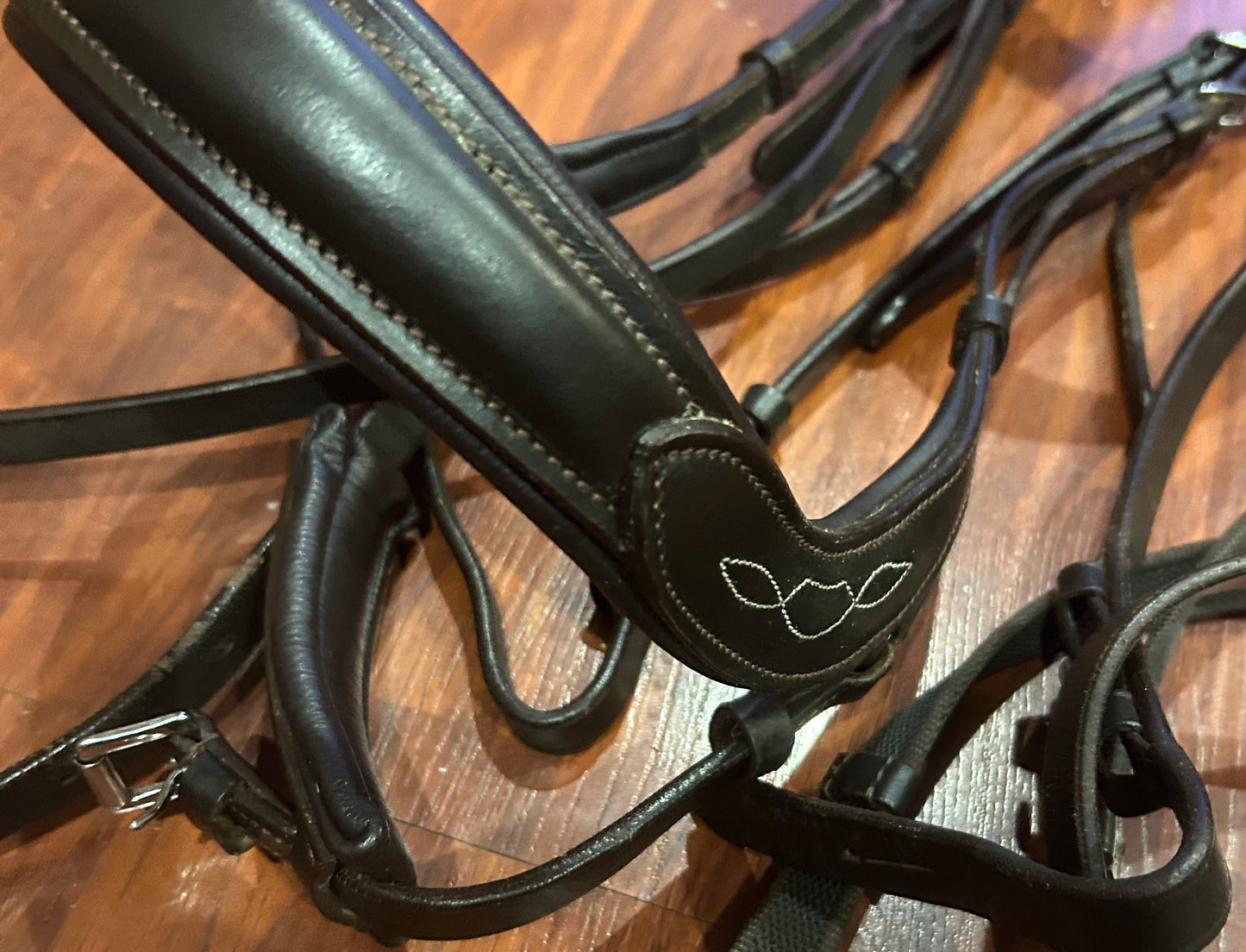 Milestone full size brown anatomical bridle. With reins.