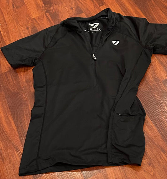 Aubrion medium black shirt with mesh and small treat pocket