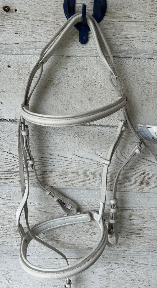 White bridle. Brand new Warmblood. Cavasson noseband
