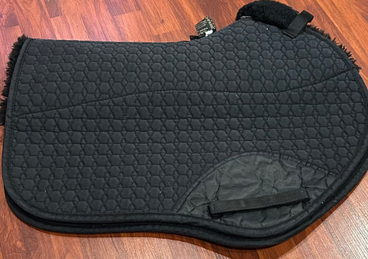 BR jumper black sheepskin pad. Slightly faded