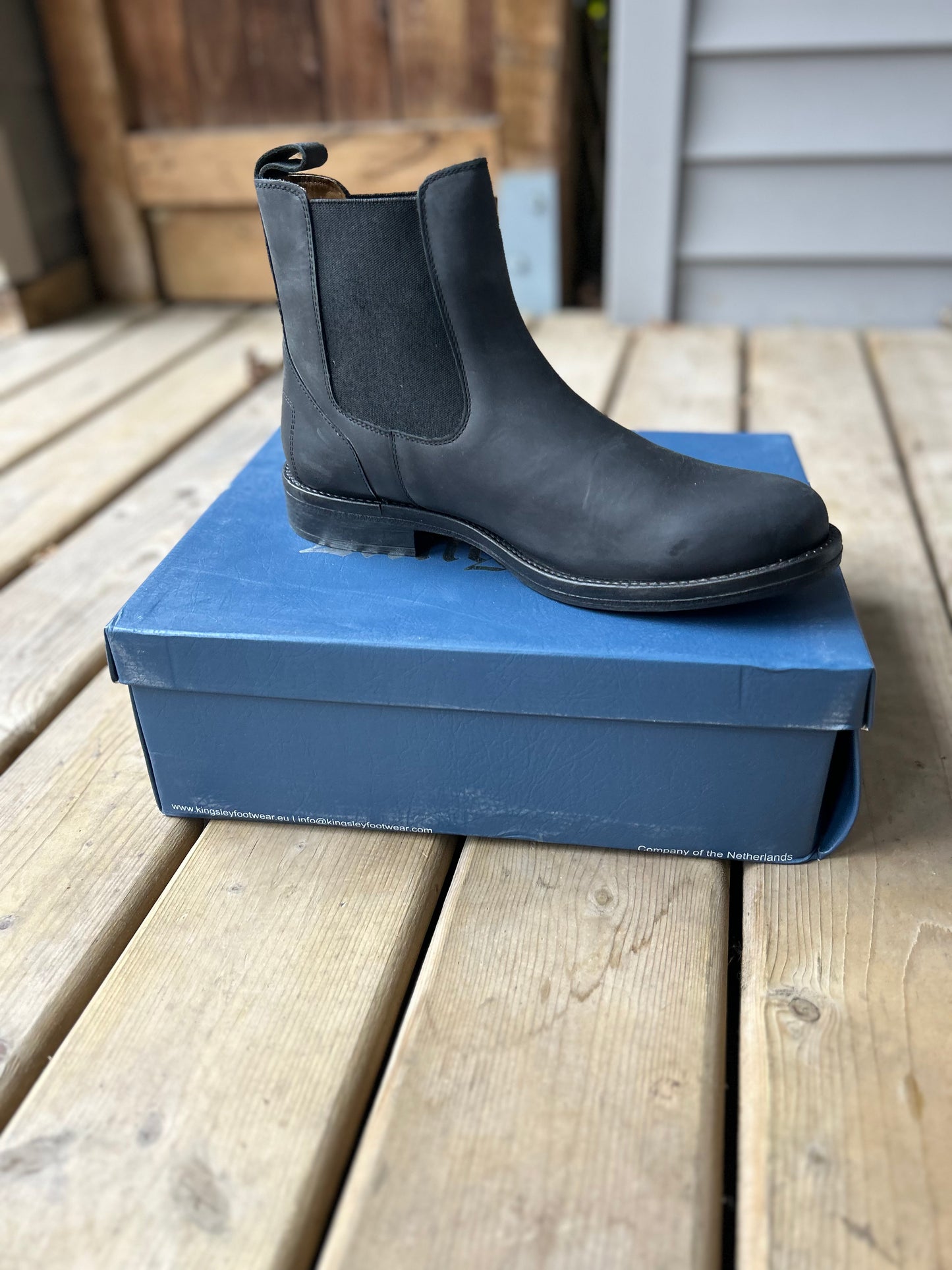 Size 44 Kingsley Amsterdam gaucho black/black. New