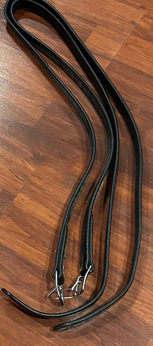 Kingsley 54” black stirrup leathers lightly used