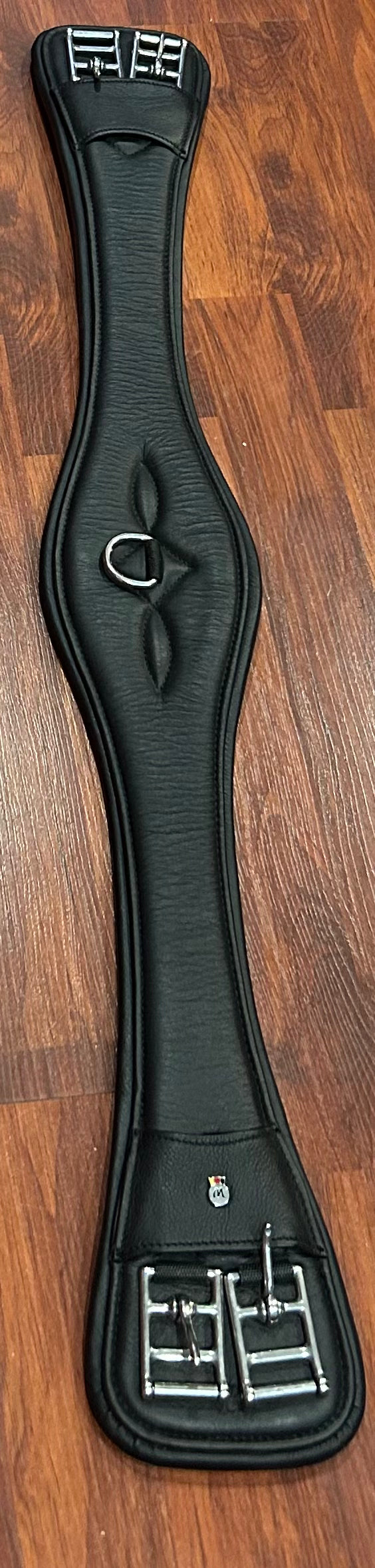 30” Waldhausen black padded girth. No elastic